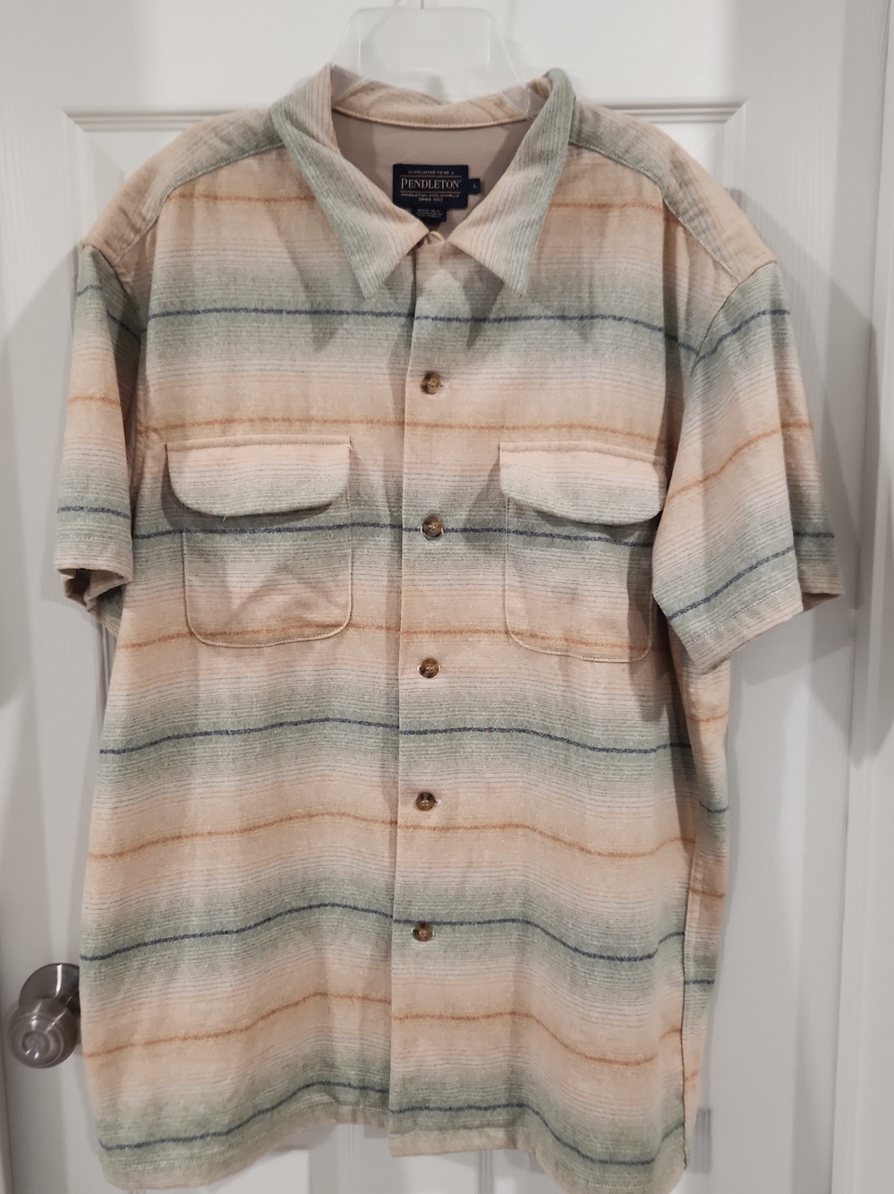 Pendleton Mens Large 100% Virgin Wool Short Sleeve Button Up Shirt Striped L